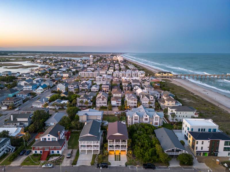 view of a neighborhood in wrightsville beach north carolina